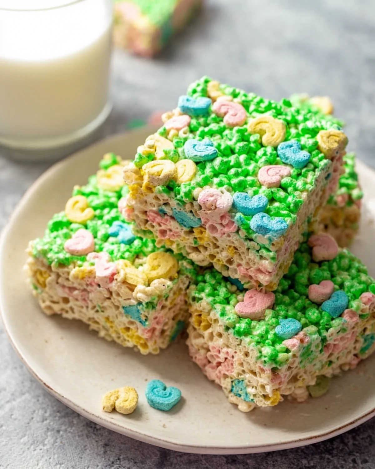 Lucky Charms Rice Krispie Treats - Image 4
